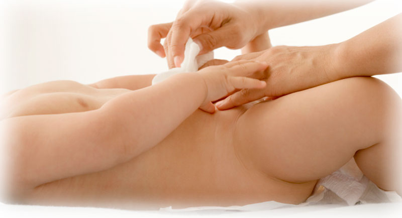 Що робити якщо у новонародженого гноїться пупок?