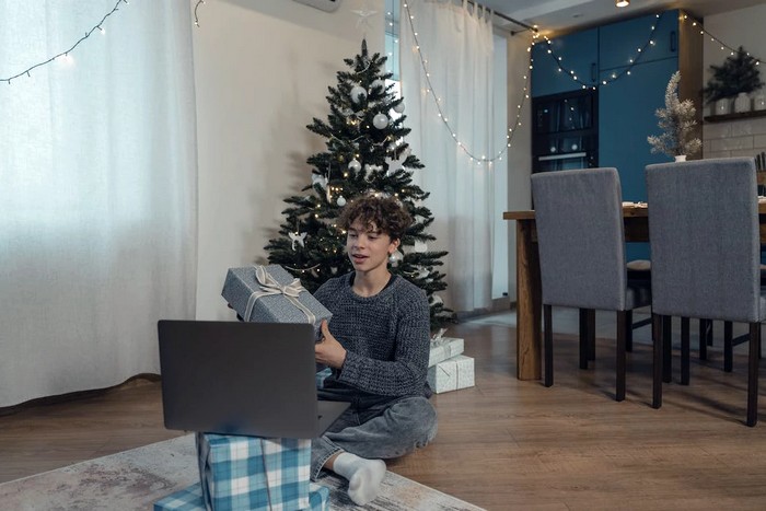 Подарунки підлітку 13 років та старше