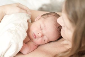 Тріщини сосків при годуванні, методи їх лікування