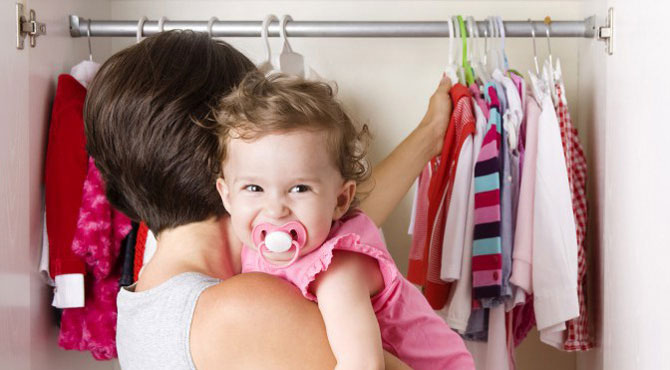 Чому дитина не хоче самостійно одягатися Чому дитина не хоче самостійно одягатися