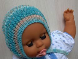 Як вязати чепчики спицями для новонароджених