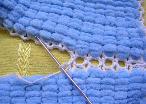 Вязані пледи для новонародженого