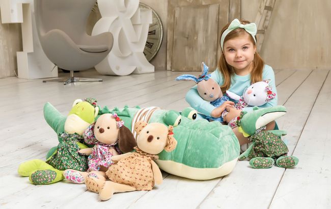 Выгодная покупка игрушек для девочек оптом