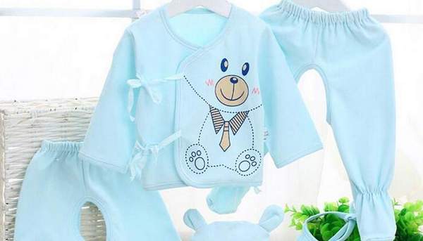 одяг Carters для новонароджених