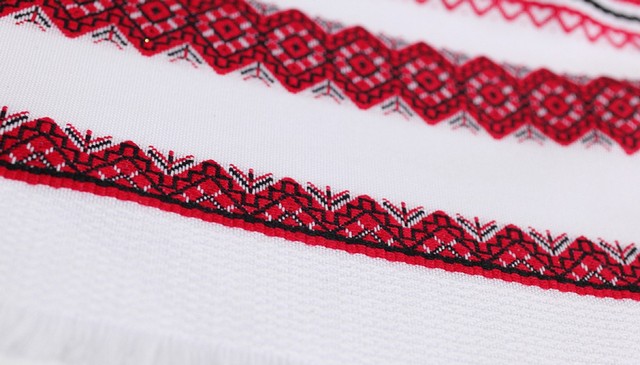 На що звернути увагу при виборі весільних рушників