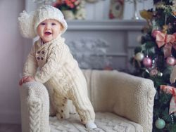 Як звязати комбінезон для немовляти