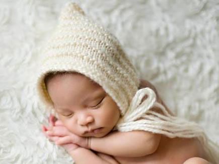Вязання шапочок для новонароджених